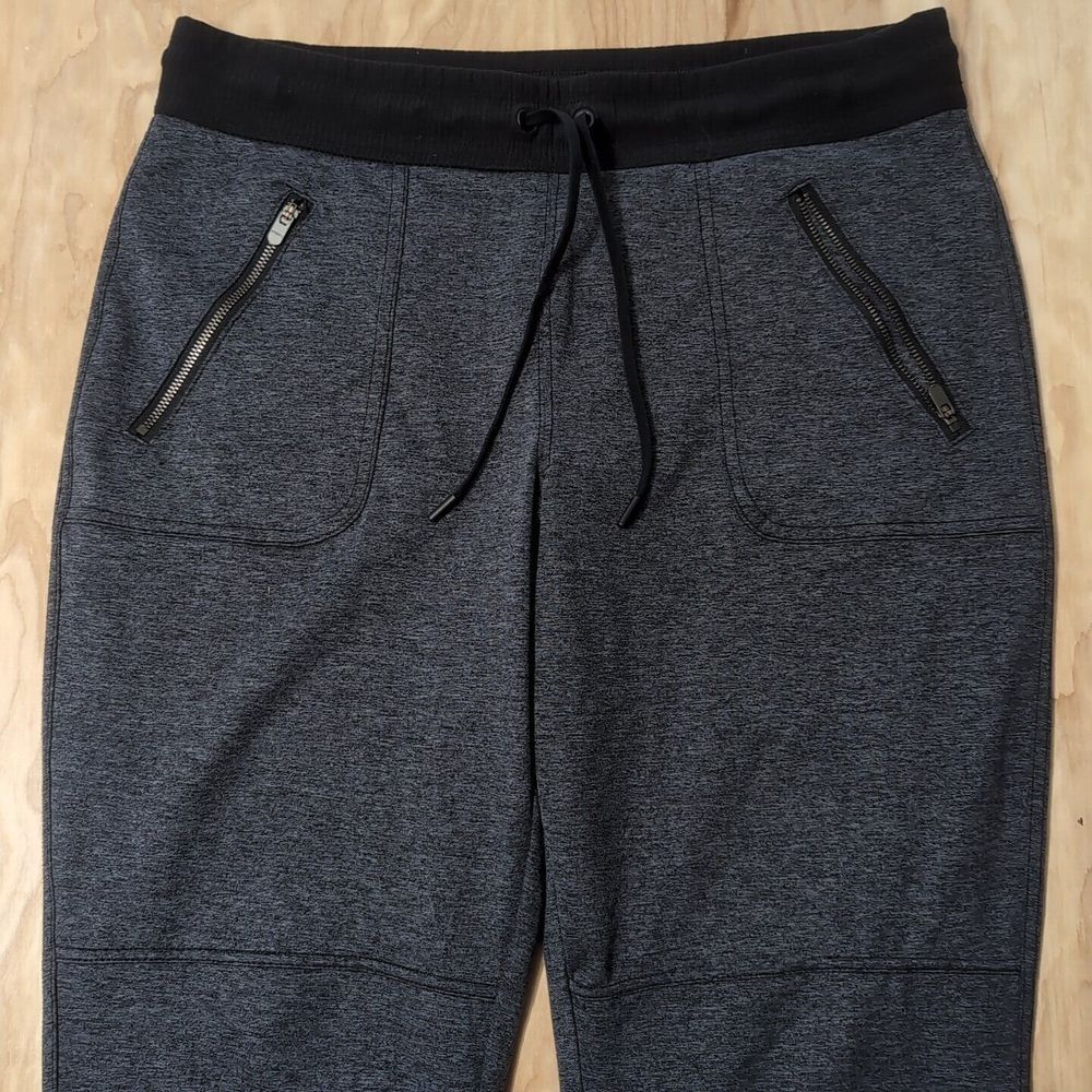 ATHLETA Flux Street Jogger Heather Gray Ankle Zip Ankle 32x28 Med Zip Pockets